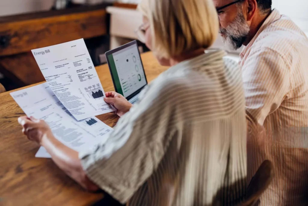 How to Choose the Right Energy Monitoring System for Your Home 1 energy bill -