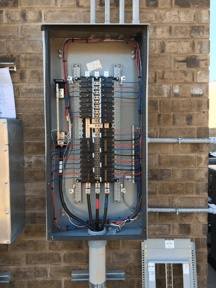 Understanding the Relationship and Differences Between Load Centers vs Panelboards 2 image 5 -